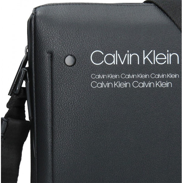 Calvin Klein Pedro férfi válltáska - fekete