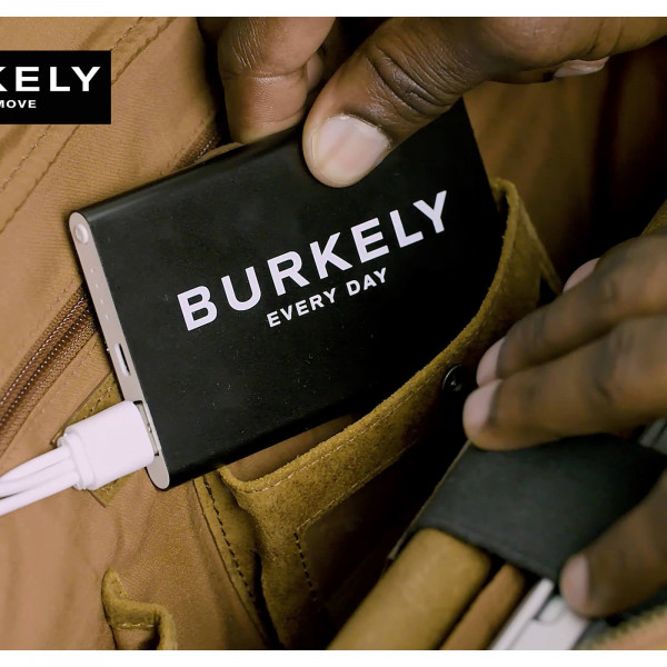 Burkely Work bőr laptop táska powerbankkal - fekete